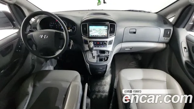 2018 Hyundai Grand Starex 5-Seater VAN Sold VIN KMFWBX7KBJU963083 – exterior detail