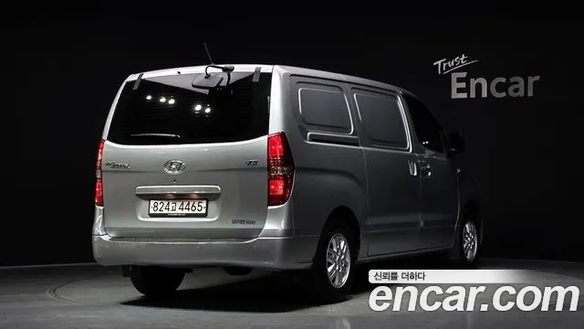 2018 Hyundai Grand Starex 3-Seater VAN Sold VIN KMFWBX7KBJU963329 – interior seats