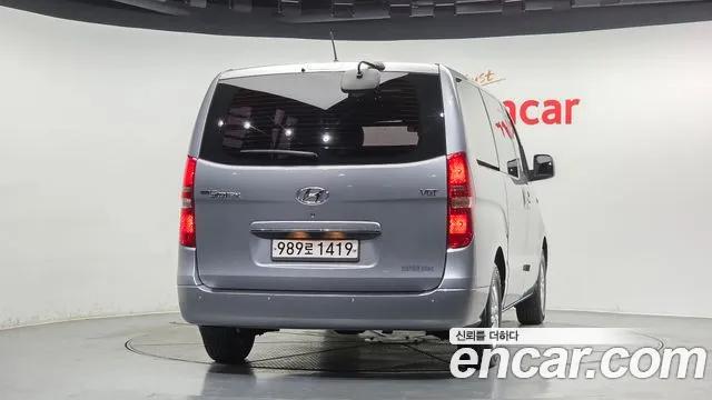 2018 Hyundai Grand Starex 5-Seater VAN VIN KMFWBX7KBJU971681