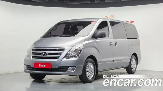 2018 Hyundai Grand Starex 5-Seater VAN Sold VIN KMFWBX7KBJU971681 – interior seats