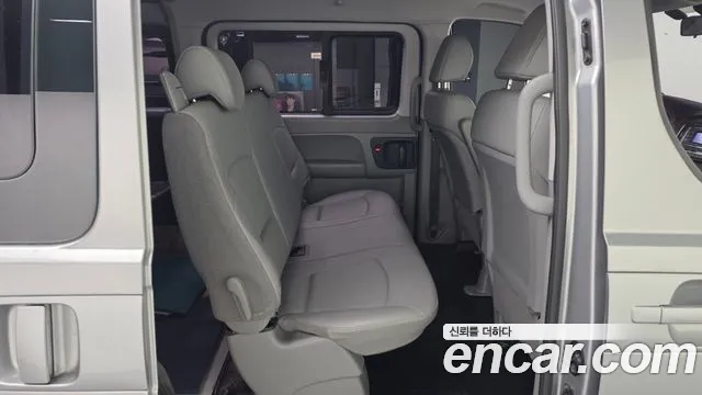 2018 Hyundai Grand Starex 5-Seater VAN Sold VIN KMFWBX7KBJU971681 – photo 12