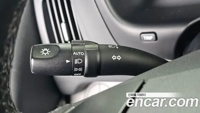 2018 Hyundai The New Grand Starex Van 5-Seater Sold VIN KMFWBX7KBJU975580 – side profile