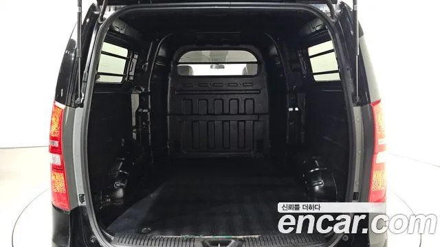2018 Hyundai The New Grand Starex Van 5-Seater Sold VIN KMFWBX7KBJU975580 – photo 14
