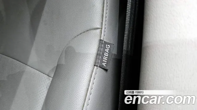 2018 Hyundai The New Grand Starex Van 3-Seater Sold VIN KMFWBX7KBJU984868 – photo 17 2018 Hyundai The New Grand Starex Van 3-Seater Sold VIN KMFWBX7KBJU984868 – photo 17