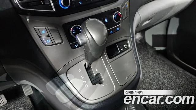 2018 Hyundai The New Grand Starex Van 3-Seater Sold VIN KMFWBX7KBJU986318 – photo 11