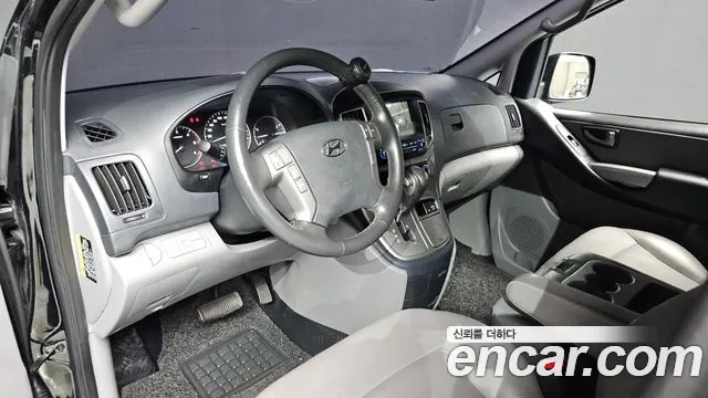 2018 Hyundai The New Grand Starex Van 3-Seater Sold VIN KMFWBX7KBJU986318 – photo 19