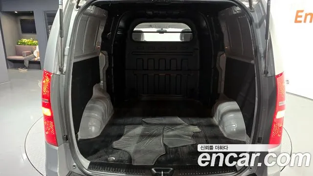 2018 Hyundai The New Grand Starex Van 5-Seater Sold VIN KMFWBX7KBJU991295 – photo 14 2018 Hyundai The New Grand Starex Van 5-Seater Sold VIN KMFWBX7KBJU991295 – photo 14
