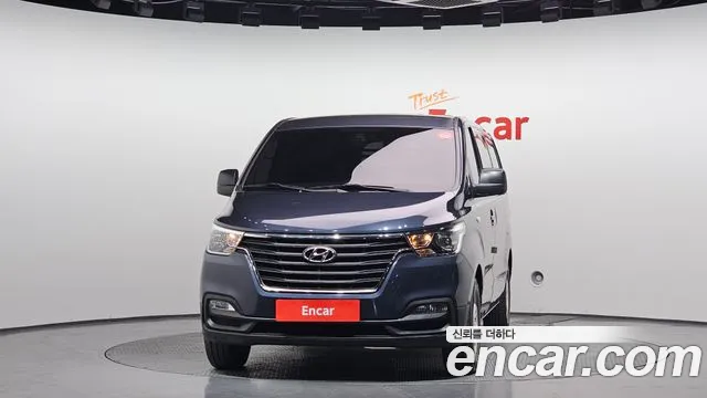 2019 Hyundai The New Grand Starex Van 3-Seater VIN KMFWBX7KBKU003950