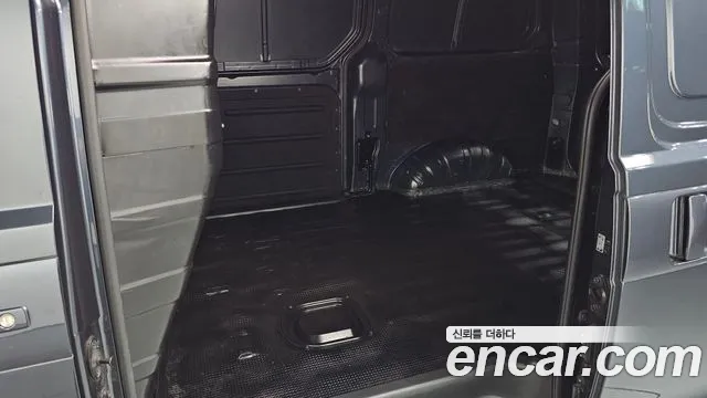 2019 Hyundai The New Grand Starex Van 3-Seater Sold VIN KMFWBX7KBKU003950 – dashboard