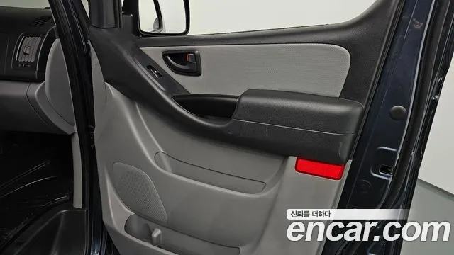 2019 Hyundai The New Grand Starex Van 3-Seater Sold VIN KMFWBX7KBKU003950 – photo 13