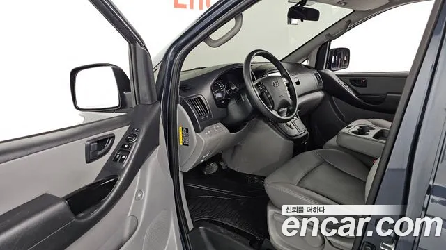 2019 Hyundai The New Grand Starex Van 3-Seater Sold VIN KMFWBX7KBKU003950 – photo 31