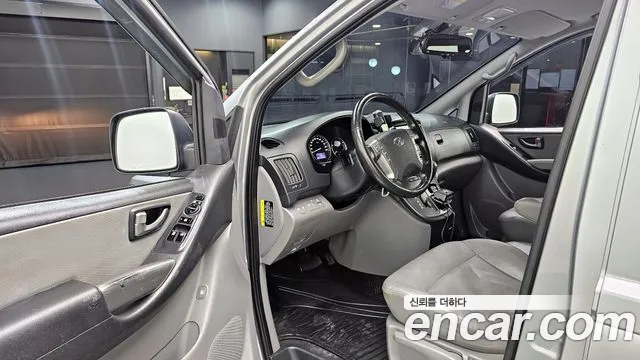 2019 Hyundai The New Grand Starex Van 5-Seater Sold VIN KMFWBX7KBKU019176 – trunk area 2019 Hyundai The New Grand Starex Van 5-Seater Sold VIN KMFWBX7KBKU019176 – trunk area