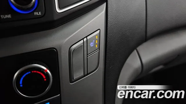 2019 Hyundai The New Grand Starex Van 3-Seater Sold VIN KMFWBX7KBKU021916 – photo 14