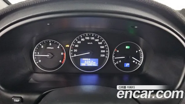 2019 Hyundai The New Grand Starex Van 3-Seater Sold VIN KMFWBX7KBKU021916 – photo 16