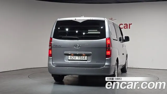 2019 Hyundai The New Grand Starex Van 5-Seater VIN KMFWBX7KBKU023944