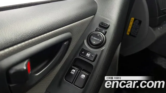 2019 Hyundai The New Grand Starex Van 5-Seater Sold VIN KMFWBX7KBKU032043 – photo 14