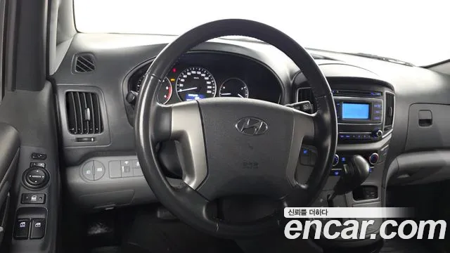 2019 Hyundai The New Grand Starex Van 3-Seater Sold VIN KMFWBX7KBKU051583 – exterior detail 2019 Hyundai The New Grand Starex Van 3-Seater Sold VIN KMFWBX7KBKU051583 – exterior detail