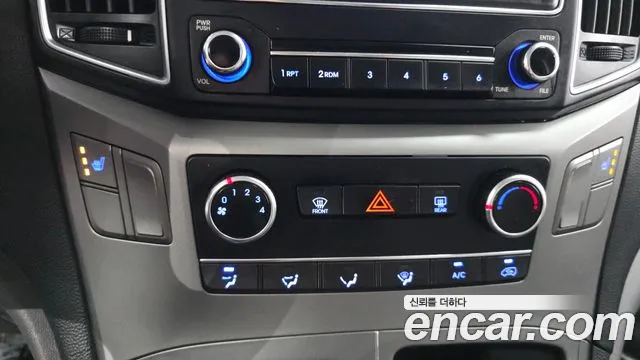 2019 Hyundai The New Grand Starex Van 3-Seater Sold VIN KMFWBX7KBKU051583 – undercarriage 2019 Hyundai The New Grand Starex Van 3-Seater Sold VIN KMFWBX7KBKU051583 – undercarriage