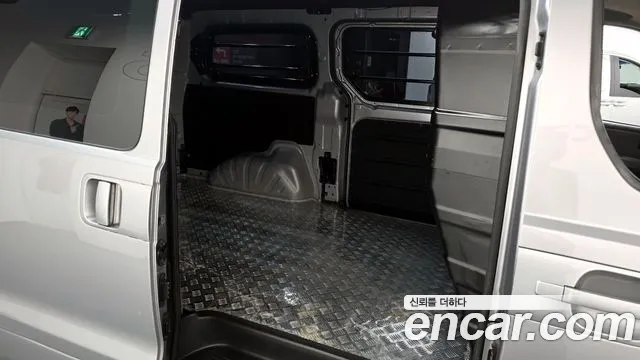 2019 Hyundai The New Grand Starex Van 3-Seater Sold VIN KMFWBX7KBKU052294 – rear exterior