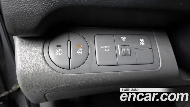 2019 Hyundai The New Grand Starex Van 3-Seater Sold VIN KMFWBX7KBKU052294 – odometer reading