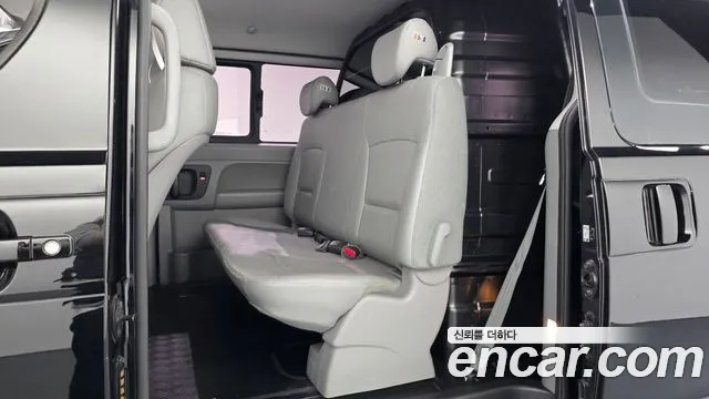 2019 Hyundai The New Grand Starex Van 5-Seater Sold VIN KMFWBX7KBKU052418 – photo 23 2019 Hyundai The New Grand Starex Van 5-Seater Sold VIN KMFWBX7KBKU052418 – photo 23