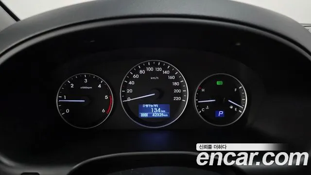 2019 Hyundai The New Grand Starex Van 5-Seater Sold VIN KMFWBX7KBKU052418 – photo 27 2019 Hyundai The New Grand Starex Van 5-Seater Sold VIN KMFWBX7KBKU052418 – photo 27