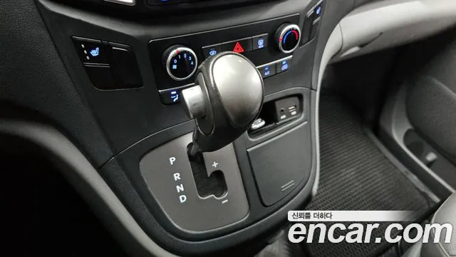 2019 Hyundai The New Grand Starex Van 5-Seater Sold VIN KMFWBX7KBKU060163 – side profile 2019 Hyundai The New Grand Starex Van 5-Seater Sold VIN KMFWBX7KBKU060163 – side profile
