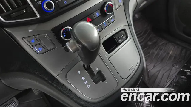 2019 Hyundai The New Grand Starex Van 5-Seater Sold VIN KMFWBX7KBKU071011 – engine bay 2019 Hyundai The New Grand Starex Van 5-Seater Sold VIN KMFWBX7KBKU071011 – engine bay