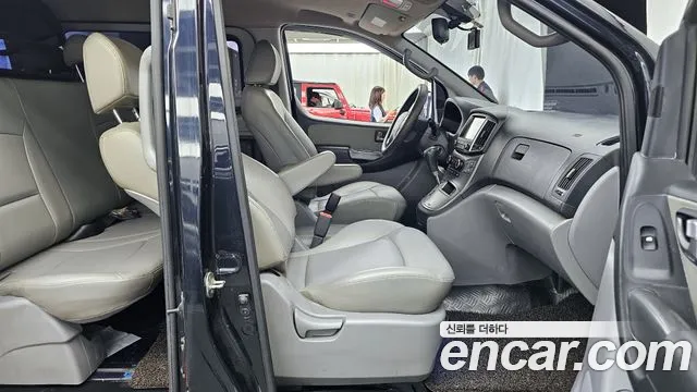 2019 Hyundai The New Grand Starex Van 5-Seater Sold VIN KMFWBX7KBKU071914 – photo 19 2019 Hyundai The New Grand Starex Van 5-Seater Sold VIN KMFWBX7KBKU071914 – photo 19
