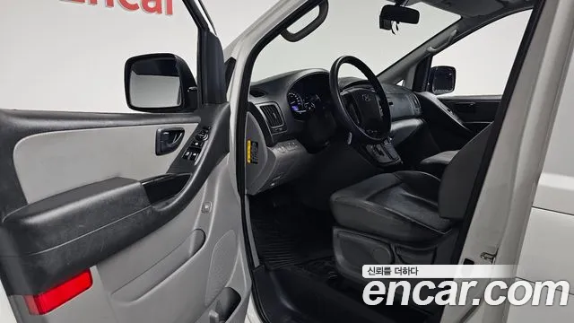 2019 Hyundai The New Grand Starex Van 5-Seater Sold VIN KMFWBX7KBKU071944 – undercarriage