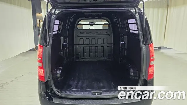 2019 Hyundai The New Grand Starex Van 5-Seater Sold VIN KMFWBX7KBKU077822 – engine bay