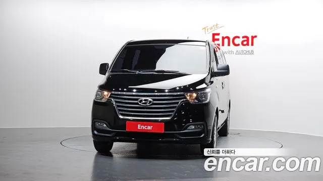 2019 Hyundai The New Grand Starex Van 5-Seater Sold VIN KMFWBX7KBKU077822 – exterior detail