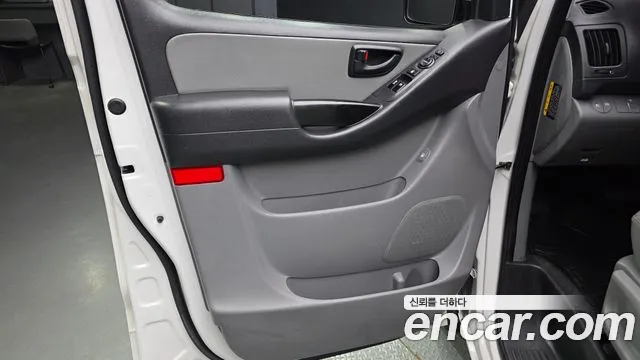 2019 Hyundai The New Grand Starex Van 3-Seater Sold VIN KMFWBX7KBKU089060 – photo 20
