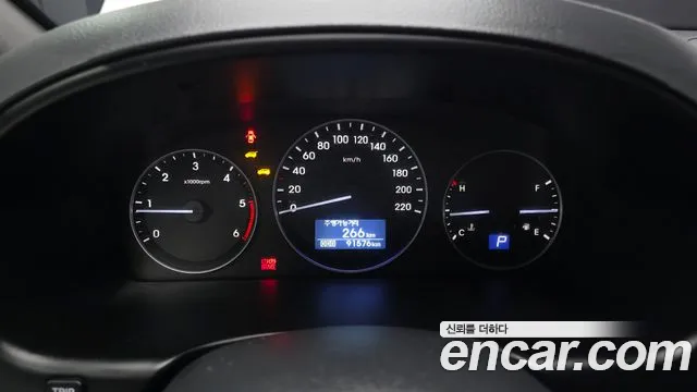 2019 Hyundai The New Grand Starex Van 3-Seater Sold VIN KMFWBX7KBKU089060 – photo 27