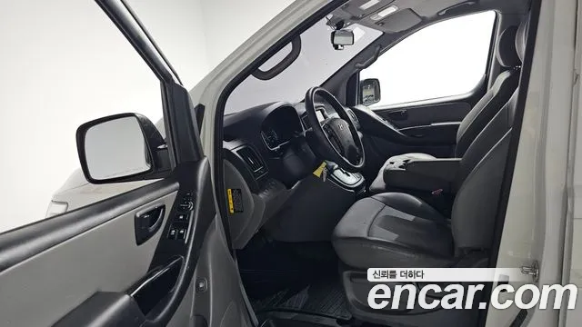 2019 Hyundai The New Grand Starex Van 3-Seater Sold VIN KMFWBX7KBKU093593 – odometer reading