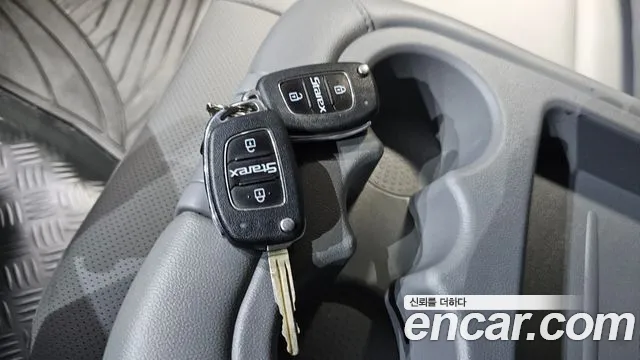2019 Hyundai The New Grand Starex Van 3-Seater Sold VIN KMFWBX7KBKU095383 – side profile 2019 Hyundai The New Grand Starex Van 3-Seater Sold VIN KMFWBX7KBKU095383 – side profile