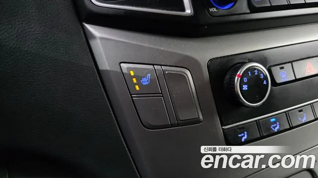 2019 Hyundai The New Grand Starex Van 3-Seater Sold VIN KMFWBX7KBKU095477 – photo 11