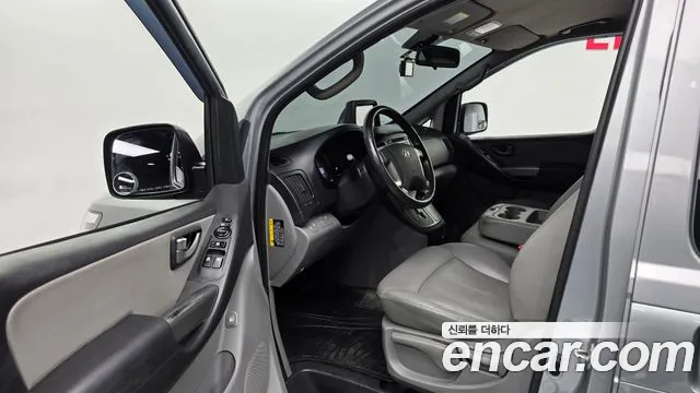 2019 Hyundai The New Grand Starex Van 3-Seater Sold VIN KMFWBX7KBKU095477 – photo 12