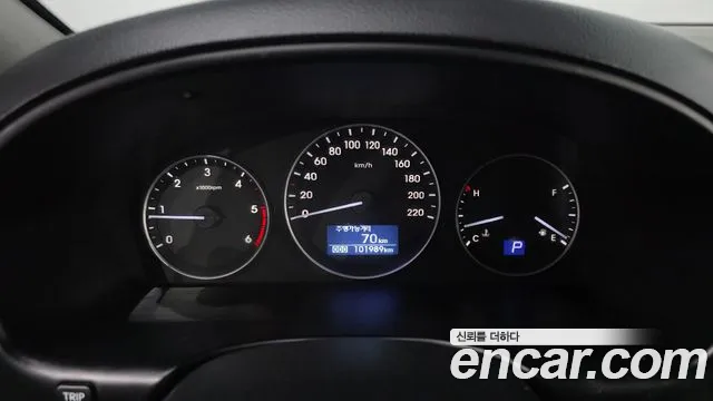 2019 Hyundai The New Grand Starex Van 3-Seater Sold VIN KMFWBX7KBKU095477 – photo 13