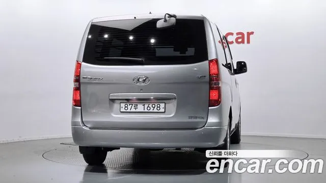 2019 Hyundai The New Grand Starex Van 3-Seater Sold VIN KMFWBX7KBKU095477 – photo 17