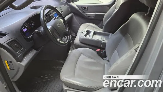 2019 Hyundai The New Grand Starex Van 3-Seater Sold VIN KMFWBX7KBKU096389 – photo 19