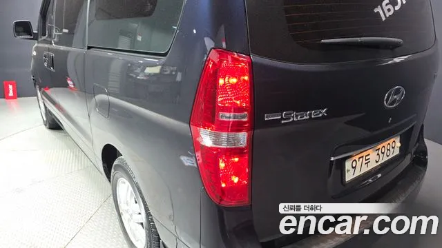 2019 Hyundai The New Grand Starex Van 5-Seater Sold VIN KMFWBX7KBKU097276 – photo 13