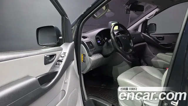 2019 Hyundai The New Grand Starex Van 5-Seater Sold VIN KMFWBX7KBKU097276 – photo 31