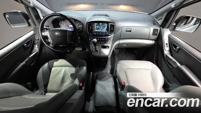 2019 Hyundai The New Grand Starex Van 5-Seater Sold VIN KMFWBX7KBKU992967 – interior seats 2019 Hyundai The New Grand Starex Van 5-Seater Sold VIN KMFWBX7KBKU992967 – interior seats