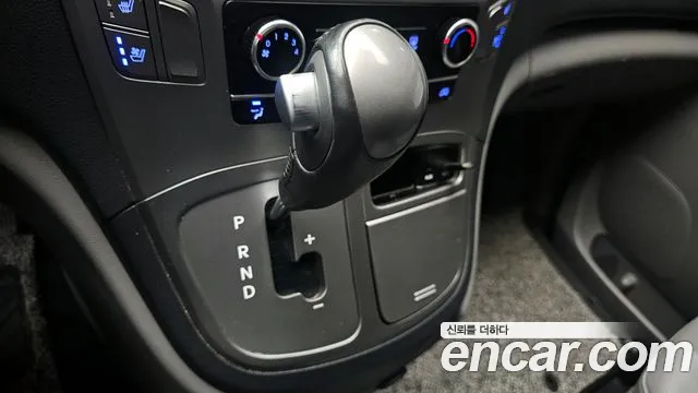 2019 Hyundai The New Grand Starex Van 5-Seater Sold VIN KMFWBX7KBKU994307 – rear exterior