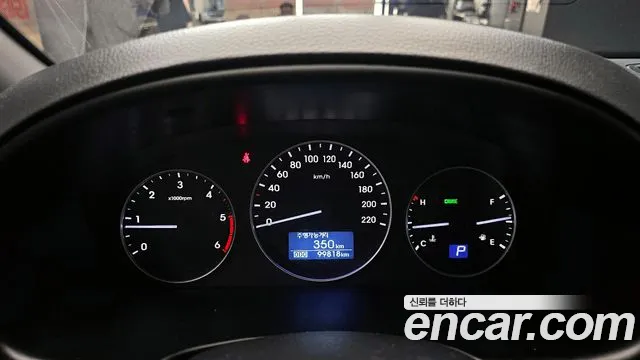 2019 Hyundai The New Grand Starex Van 5-Seater Sold VIN KMFWBX7KBKU994307 – dashboard