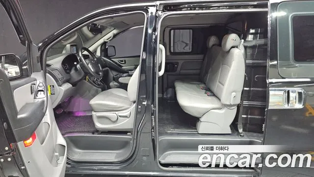 2019 Hyundai The New Grand Starex Van 5-Seater Sold VIN KMFWBX7KBKU998805 – photo 25 2019 Hyundai The New Grand Starex Van 5-Seater Sold VIN KMFWBX7KBKU998805 – photo 25
