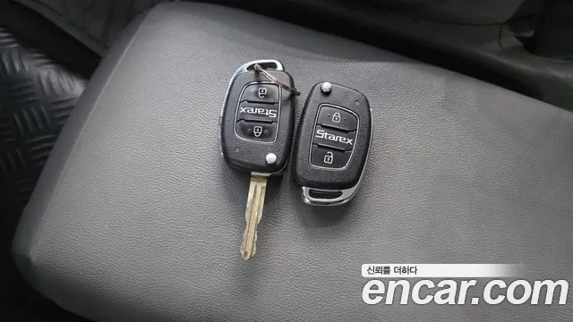 2020 Hyundai The New Grand Starex Van 5-Seater Sold VIN KMFWBX7KBLU117192 – photo 12 2020 Hyundai The New Grand Starex Van 5-Seater Sold VIN KMFWBX7KBLU117192 – photo 12