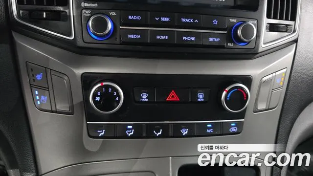 2020 Hyundai The New Grand Starex Van 5-Seater Sold VIN KMFWBX7KBLU117192 – photo 23 2020 Hyundai The New Grand Starex Van 5-Seater Sold VIN KMFWBX7KBLU117192 – photo 23