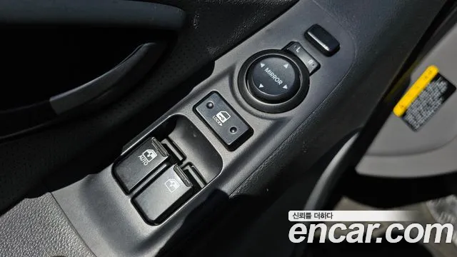 2020 Hyundai The New Grand Starex Van 5-Seater Sold VIN KMFWBX7KBLU120204 – photo 19